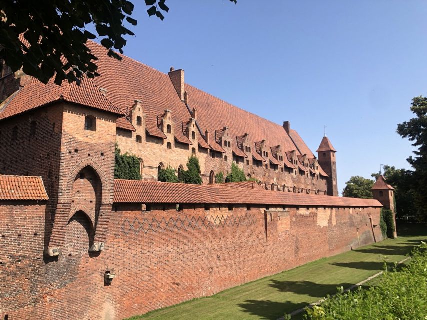 Gdansk: Malbork Castle & Westerplatte Tour with Local Lunch - Who will enjoy this experience most
