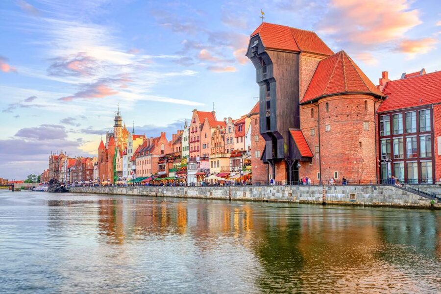 Gdansk Old Town 2-Hour Walking Tour - Along the Royal Way to Neptune Fountain
