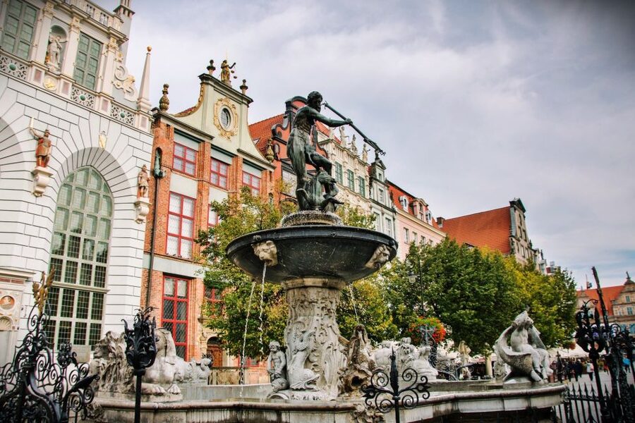 Gdansk Old Town Half-Day Private Walking Tour - St. Mary’s Basilica, built in brick