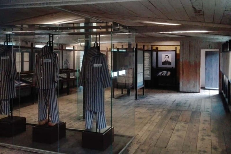 Gdansk: Private Small-Group Stutthof Tour - Old and new camp quarters