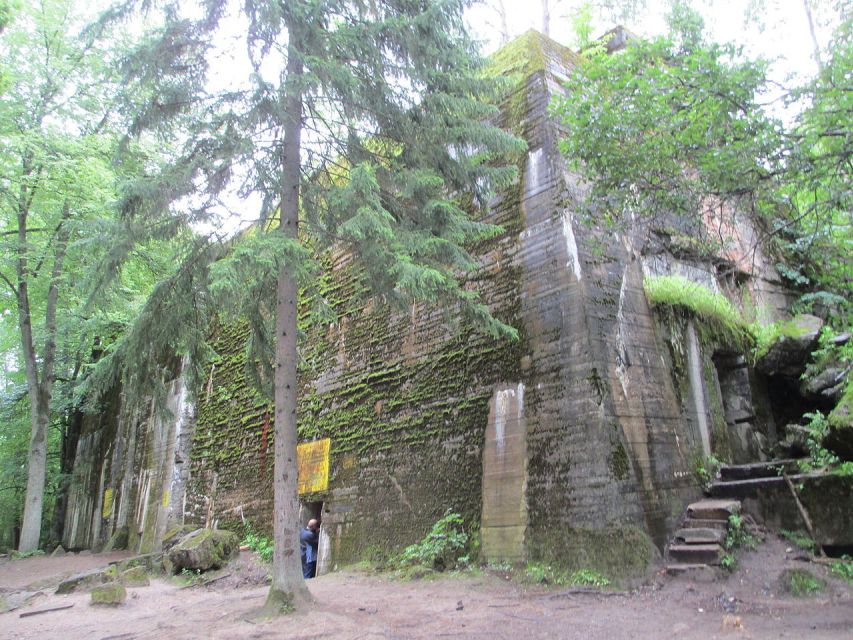 Gdansk: Private Wolf's Lair Tour - What the on-site guide adds