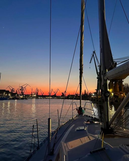 Gdańsk: Scenic Sunset Cruise with Welcome Drink - Is the $43 price good value?