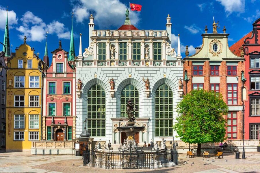 Gdansk: Small Group Walking Tour - Starting at Neptune’s Statue on Dlugi Targ