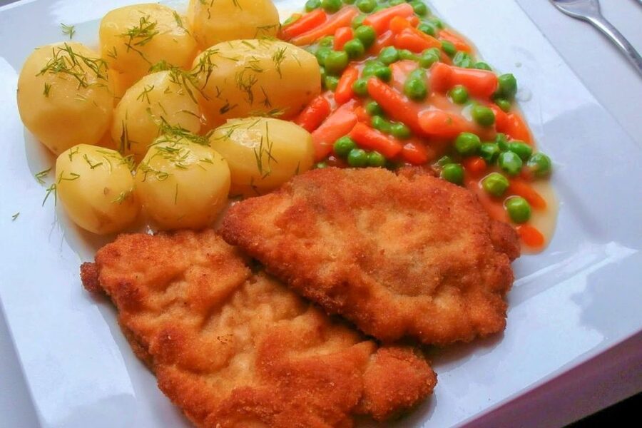 Gdansk: Traditional Polish Food Private Tour - Guides, timing, and comfort