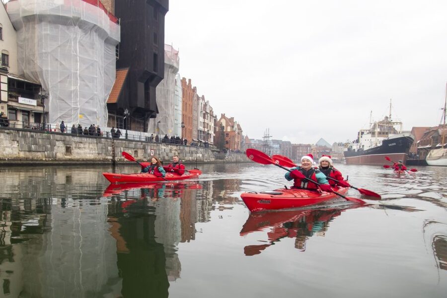 Gdansk: Winter Kayaking Tour - Olowianka and Granary Island from the river
