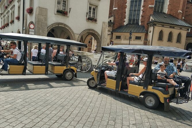 Golf Cart Group Tour via Old Town, Jewish Kazimierz and Ghetto - The Main Market Square gives you Krakow at a glance