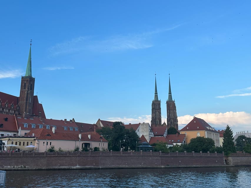 Group city tour (walking tour) through Wroclaw in German - Key points at a glance