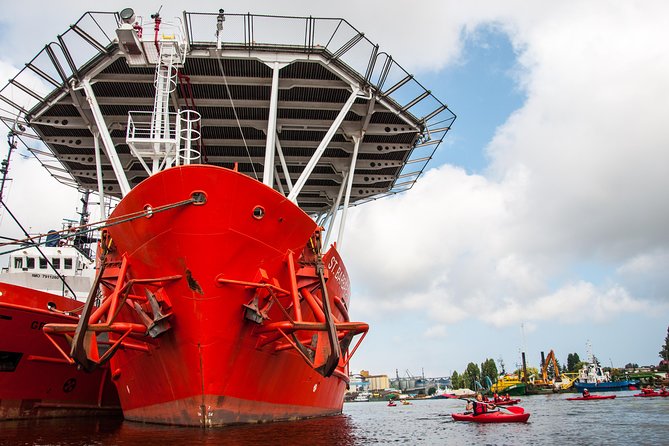 Guided Sightseeing Kayak Tour at Gdansk - Remontowa Shipyard and ships under repair