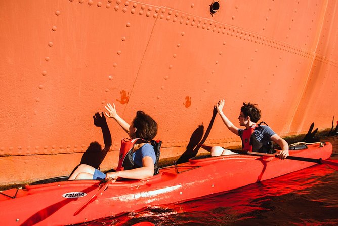 Guided Sightseeing Kayak Tour at Gdansk - The first strokes and the safety briefing