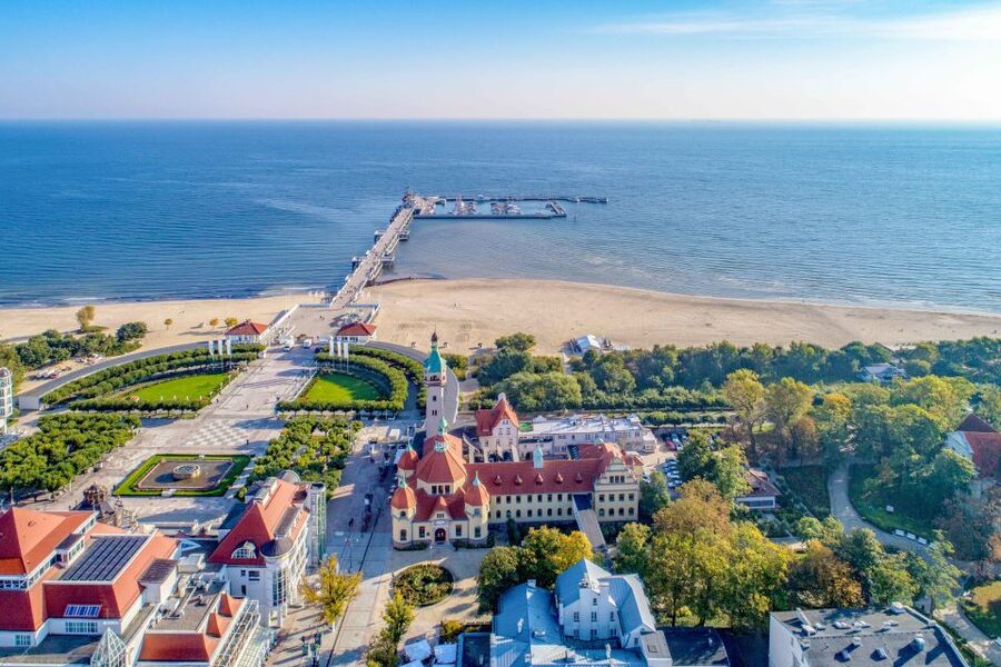 Highlights of Gdańsk, Gdynia and Sopot 1-day Private Tour - Sopot brings the beach, pier, and holiday mood