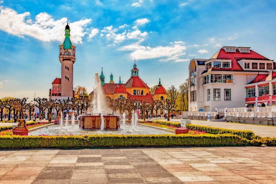 Highlights of Gdańsk, Gdynia and Sopot 1-day Private Tour - Gdynia explains Poland’s modern maritime identity