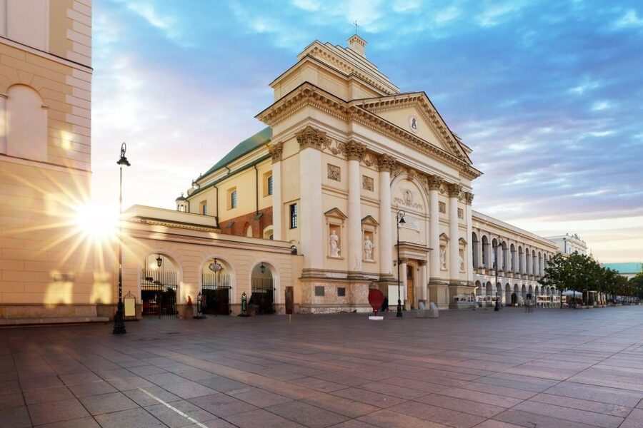 Highlights of Warsaw Private Bike Tour with Licensed Guide - New Town, the Uprising monument, and Legionow fortress
