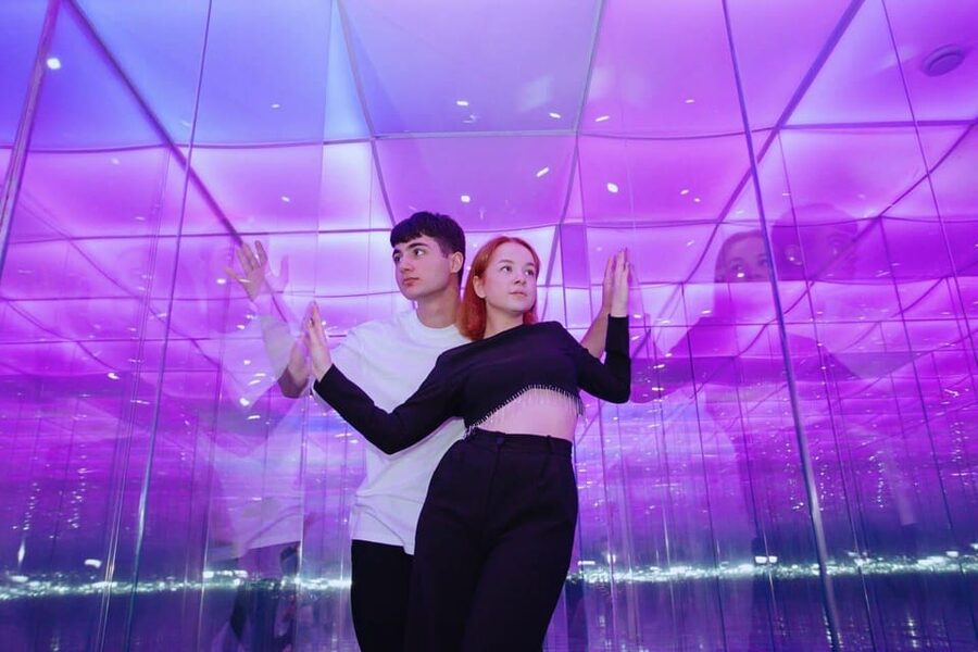 ''House Of Attractions'': Glass Labyrinth Family Ticket 2+1 - Entering a Maze Made Entirely of Glass