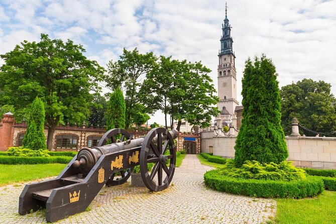 Jasna Gora & Black Madonna Private Tour from Lodz with Lunch - Key points to know before booking