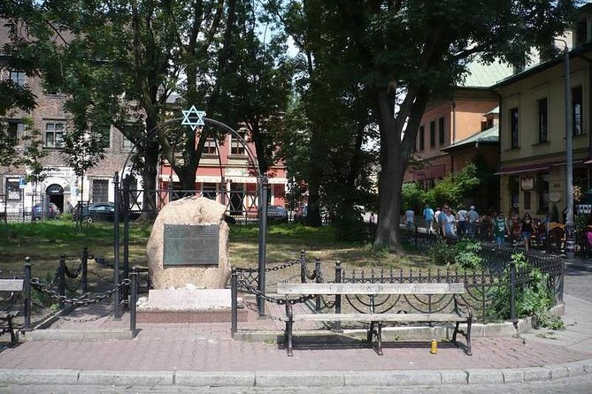 Jewish Quarter, Oskar Schindler's sites and Kraków under Nazi occupation - Kazimierz, from Plac Wolnica to Szeroka Street