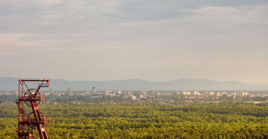 Katowice: Express Walk with a Local in 60 minutes - Key points to know before booking