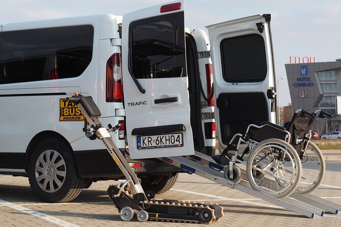 Katowice Pyrzowice Airport Private Transfer - From Katowice Pyrzowice Airport to Krakow without the usual fuss