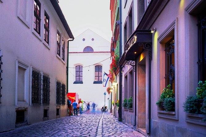 Kazimierz, Jewish Ghetto, Schindler's List story - Golf Cart Tour - Is $26.41 a fair price?