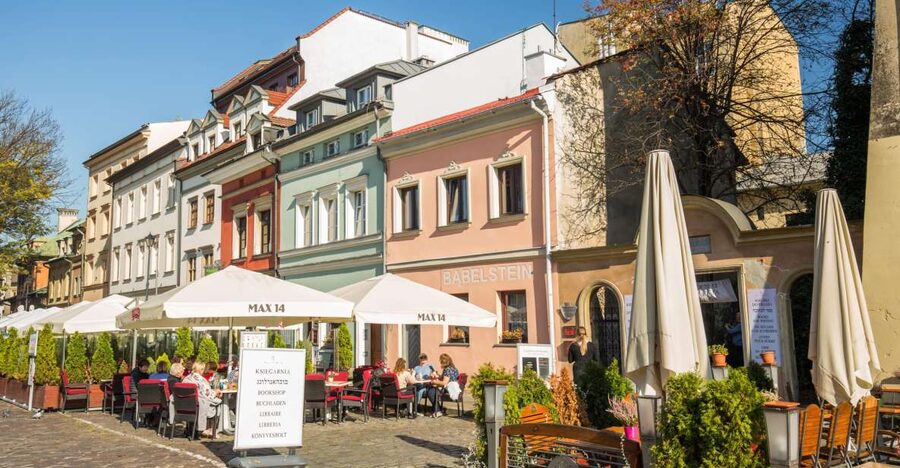 Kazimierz, Schindler's Factory & Ghetto Guided Tour - Starting in Kazimierz beside the Old Synagogue