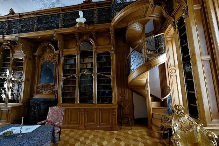 Kornik Castle and Rogalin Palace Half-Day Private Tour - Why Kornik and Rogalin make a smart half-day