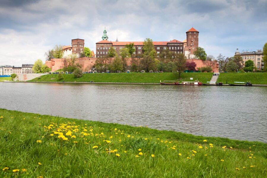 Kraków: 3-Day Wawel Castle, Wieliczka, and Auschwitz Tour - Key points at a glance