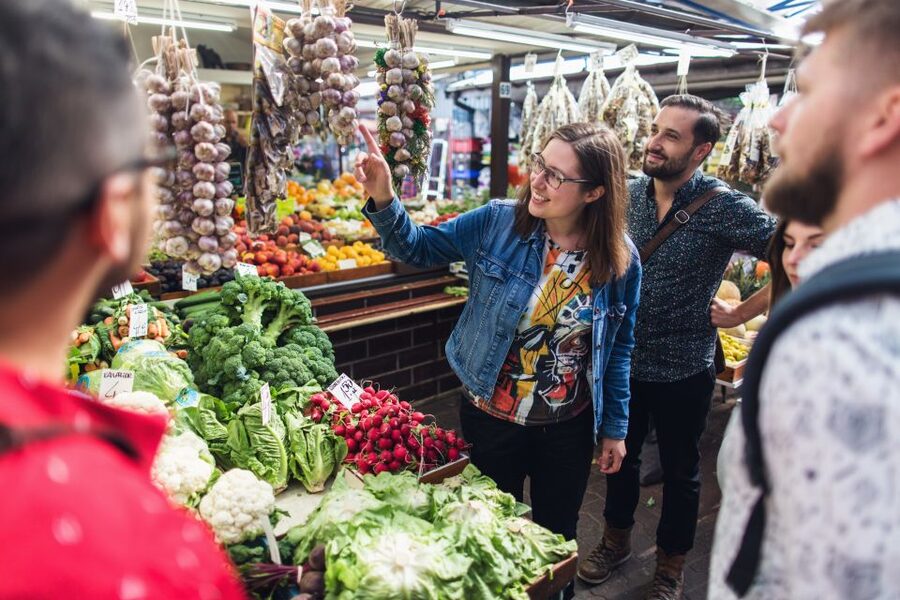 Krakow: 4-Hour Polish Food Tour - The guides make or break the afternoon