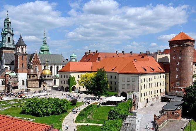 Krakow Airport Transfers : Krakow Airport KRK to Krakow City in Luxury Van - Why private transport can be worth it in Krakow