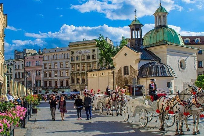 Krakow Airport Transfers : Krakow Airport KRK to Krakow City in Luxury Van - The driver service and what you can expect