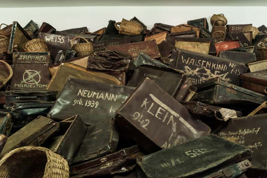 Krakow: Auschwitz-Birkenau Guided Tour with Transportation - What to bring and how to prepare
