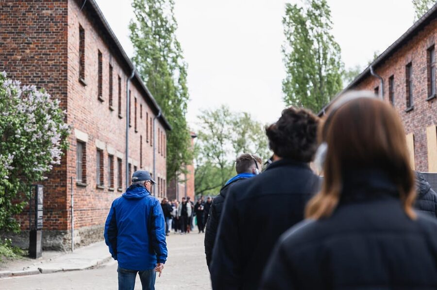 Krakow Auschwitz-Birkenau Memorial Guided Tour Meeting Point - Memorials, ruins, and time for reflection