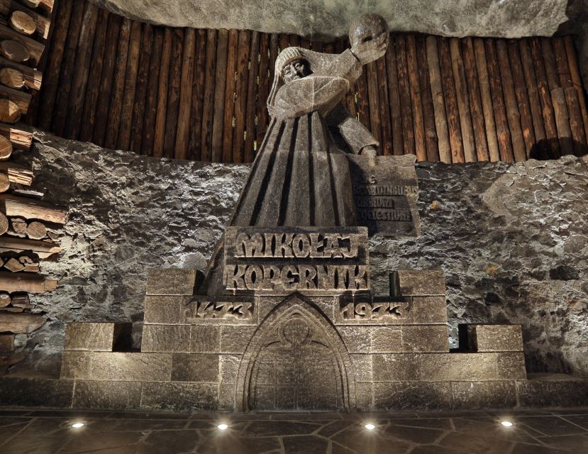 Krakow: Auschwitz-Birkenau & Wieliczka Salt Mine with Lunch - Why this two-site combination works