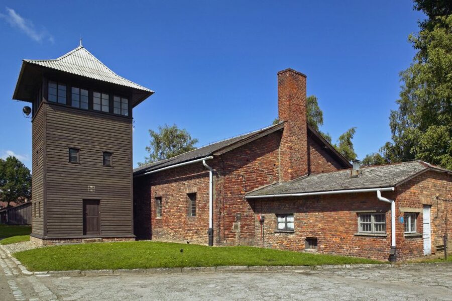 Krakow: Auschwitz Guided Tour with Optional Hotel Pickup - Guide quality and the tone of the visit