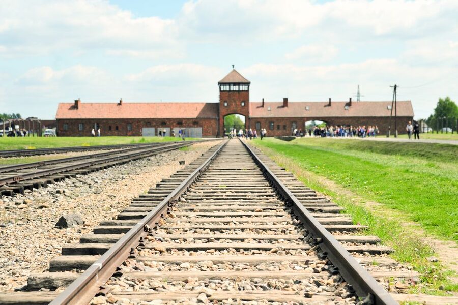 Krakow: Auschwitz Guided Tour with Pickup and Optional Lunch - Why this day trip matters