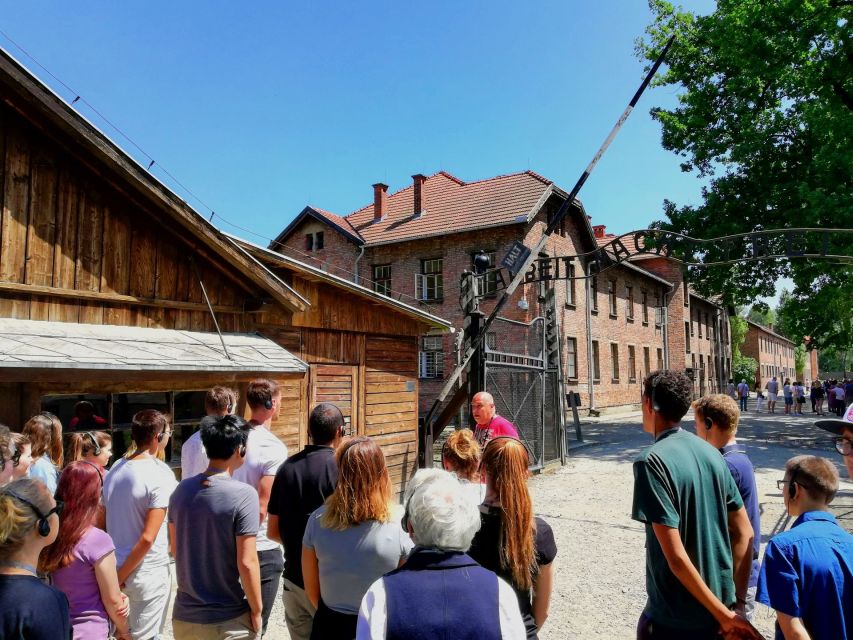 Krakow: Auschwitz Guided Tour with Pickup and Optional Lunch - The Krakow pickup and 90-minute drive
