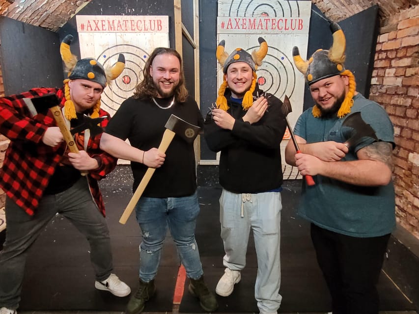 Krakow Axe Mate Club: Axe throwing, Tomahawks. WATL venue! - Inside the Kazimierz basement lanes