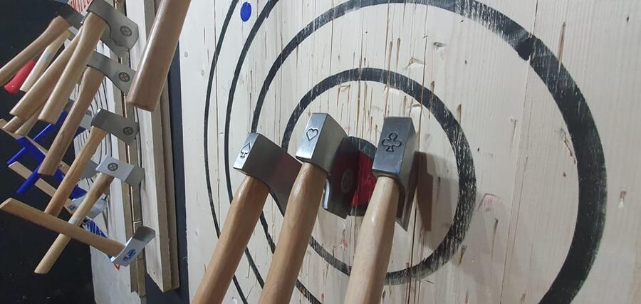 Krakow Axe Mate Club: Axe throwing, Tomahawks. WATL venue! - What the $55 price means for your group