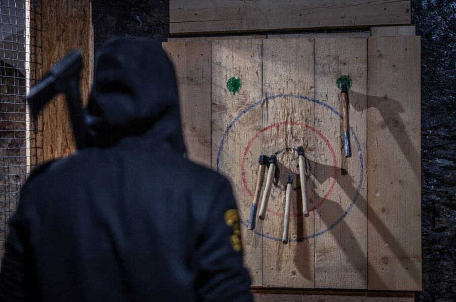 Kraków: Axe-Throwing in Axe Nation, the First Club in Europe - The practical value of a 90-minute private session