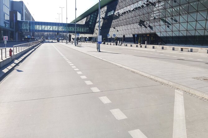 Krakow Balice Airport Transfer: Private Round Trip - Key points to know before booking