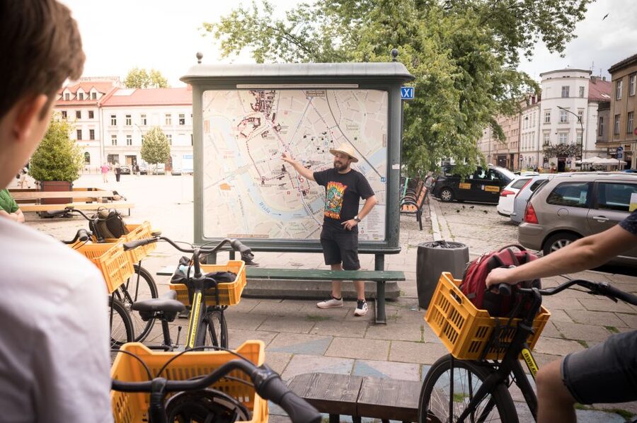 Krakow: Bike Tour of Old Town, Jewish Quarter and the Ghetto - Oskar Schindler’s Factory and the return