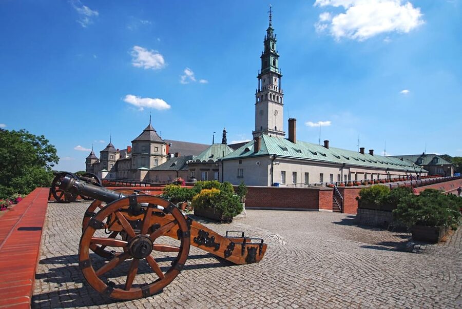 Krakow: Black Madonna Sanctuary of Czestochowa - Guided Tour - Time for the tower and Częstochowa