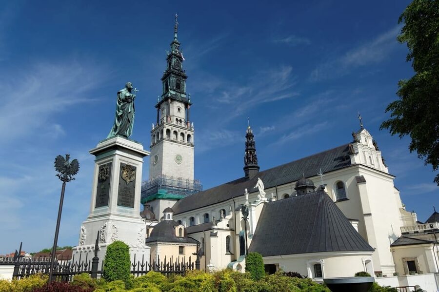 Krakow: Black Madonna Sanctuary of Czestochowa - Guided Tour - The best time to make this trip