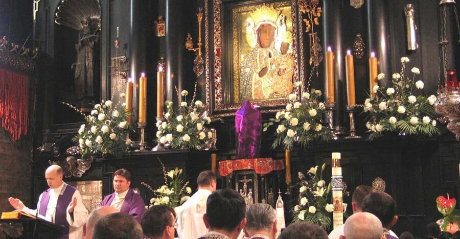 Krakow: Black Madonna Sanctuary of Czestochowa - Guided Tour - Who will enjoy this day trip