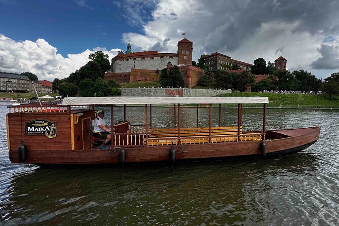 Krakow by night 60 minutes cruise The Vistula River Krakow - What You Actually See Along the Vistula