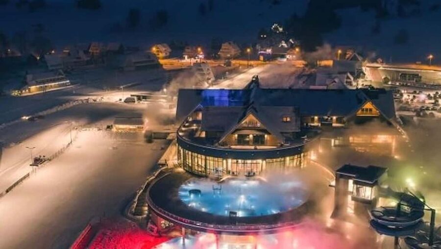 Krakow: Chocholowskie Thermal Baths Evening Ticket - Why Chochołowskie works as an evening escape