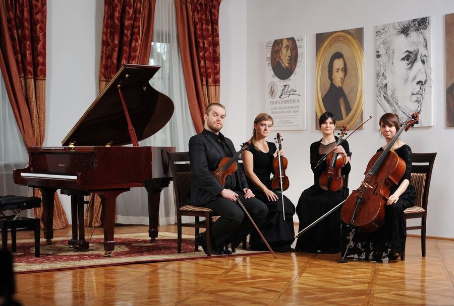 Krakow: Christmas Music Concert With Wine - What the one-hour evening feels like