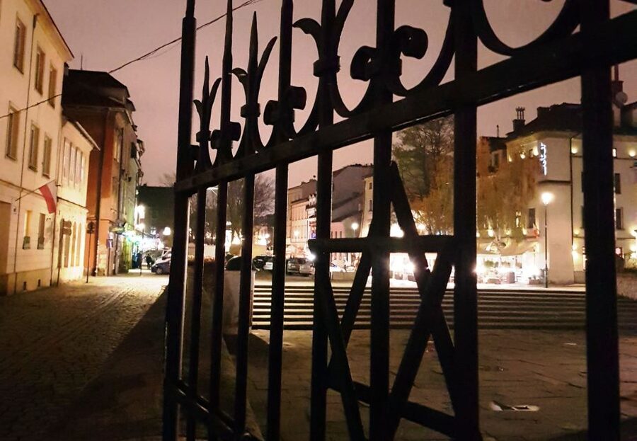 Krakow: City Tour by Electric Golf Cart - Podgórze and the painful story of the ghetto