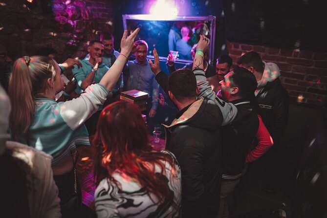 Krakow Club Crawl with 1 Hour Free Alcohol & Free VIP Entrance - A Photographer Adds a Useful Social Touch