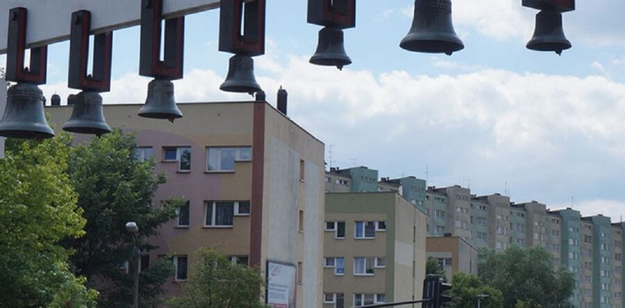 Krakow: Communism Bike Tour - Ronald Reagan Square and the ride back