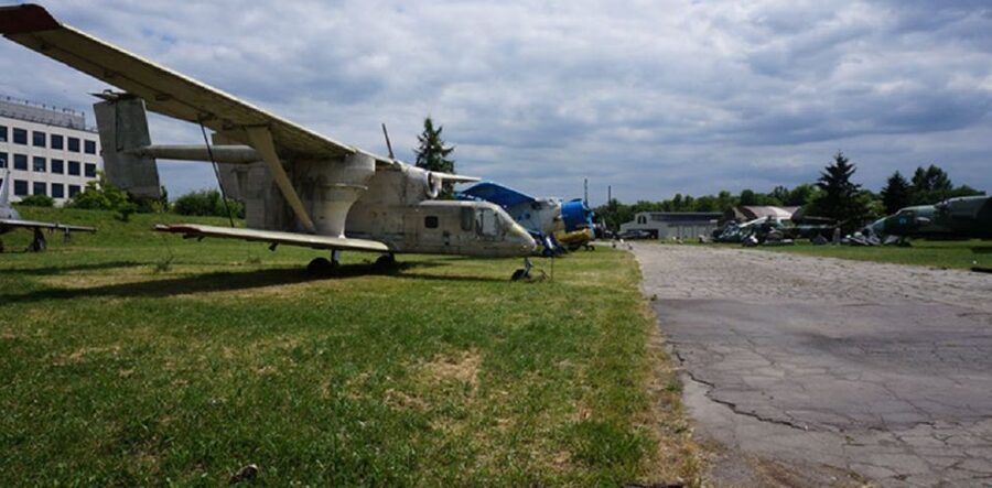 Krakow: Communism Bike Tour - The old airbase and Nowa Huta’s northern entrance