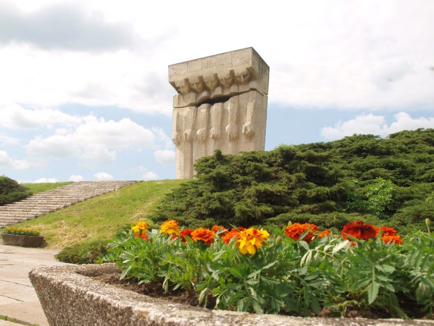 Krakow: Cruise and Tour of Former Concentration Camp Płaszow - Memorials that call for a slower pace